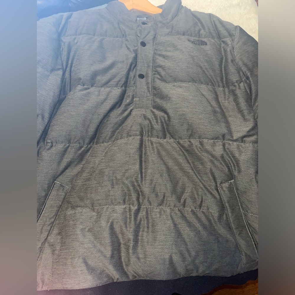 NORTH FACE MENS PUFFER JACKET SIZE LARGE USED IN GOOD CONDITION